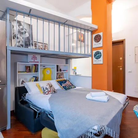 Eclectic San Giovanni Metro & Colosseum Appartement *